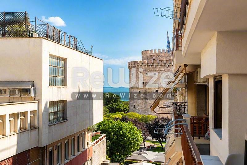 Apartment 55 m² in Thessaloniki, sea view