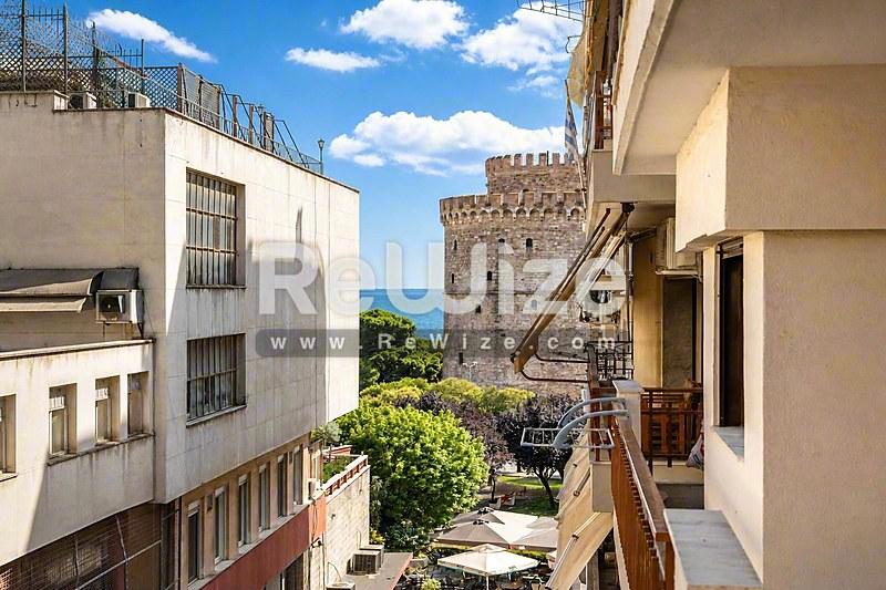 Apartment 55 m² in Thessaloniki, sea view