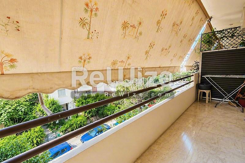Apartment 78 m² in Piraeus, balcony