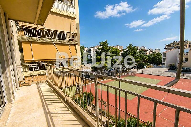 Apartment 78 m² in Piraeus, balcony