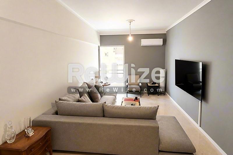 Apartment 78 m² in Piraeus, living room