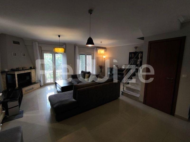 Photo 1,Σαλόνι,ΠΏΛΗΣΗ,Κατοικία,Μεζονέτα,115τ.μ,€350,000,Πυλαία