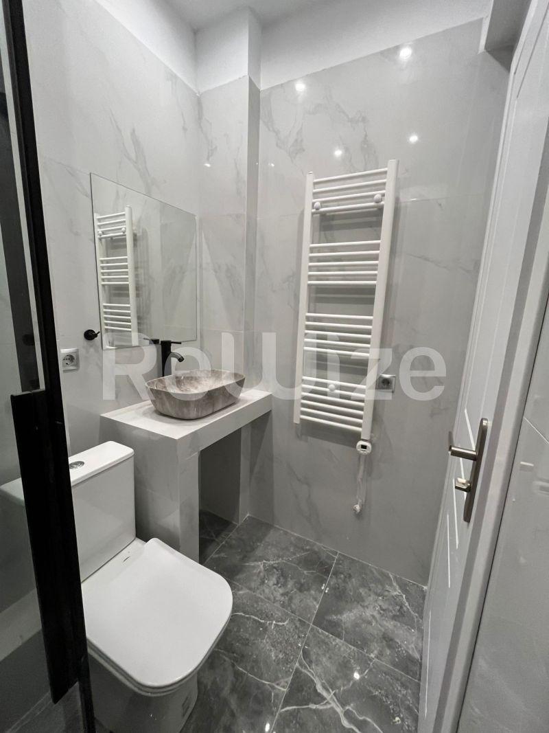 Photo 6,Bathroom,SALE,Residency,Apartment,52sqm,€250,000,Ag. Konstantinos - Plateia Vathis