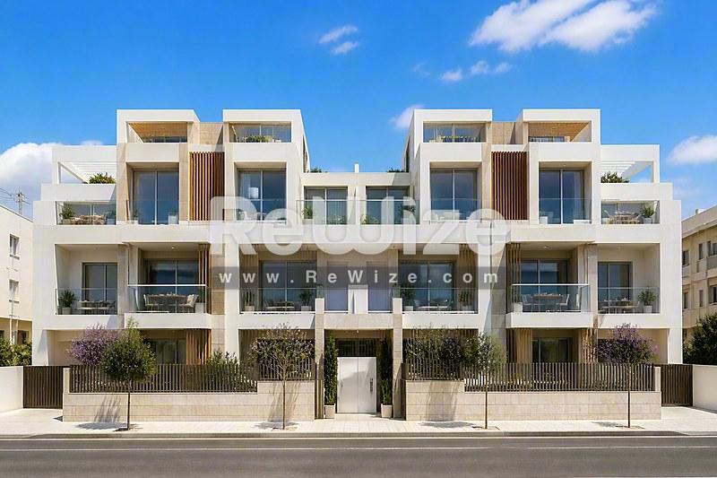 Apartment 102 m² in Thermi, facade