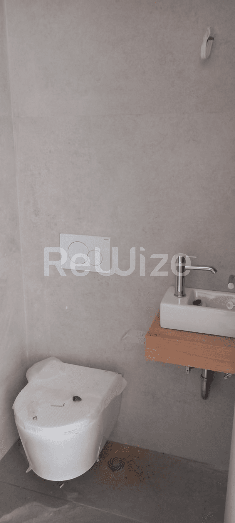 Photo 8,Bathroom,SALE,Residency,Apartment,100sqm,€440,000,Neos Kosmos