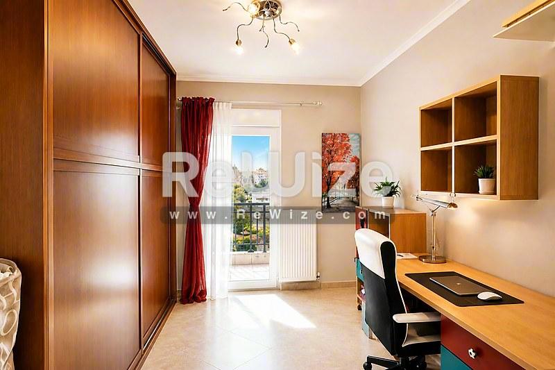 Apartment 120 m² in Thermaikos, office