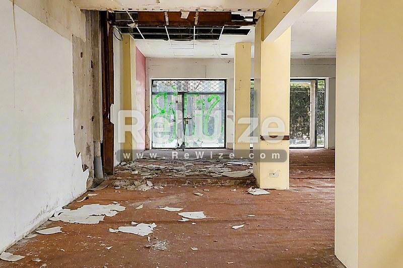 Κατάστημα 300 τ.μ. στη Θεσσαλονίκη, αποθήκη