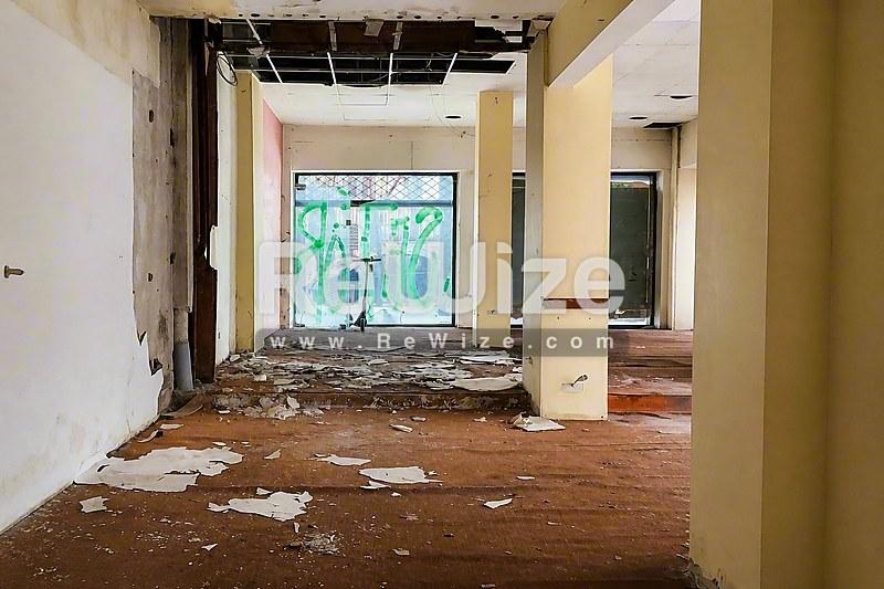 Κατάστημα 300 τ.μ. στη Θεσσαλονίκη, αποθήκη