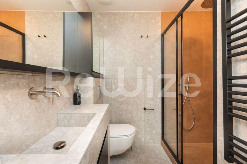 Photo 17,Bathroom,SALE,Residency,Apartment,80sqm,€329,000,Kentro Thessalonikis