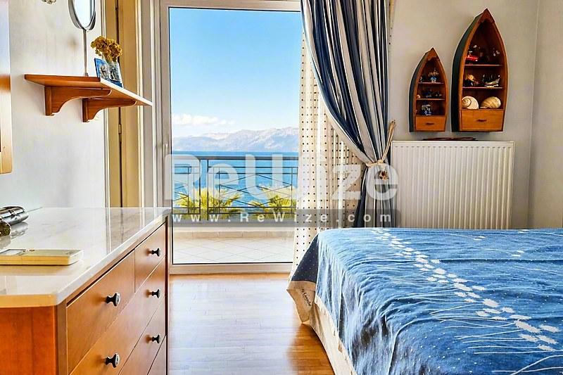 Detached house 230 m² in Chalkida, bedroom
