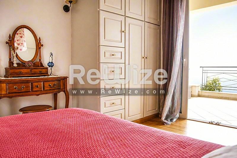 Detached house 230 m² in Chalkida, bedroom