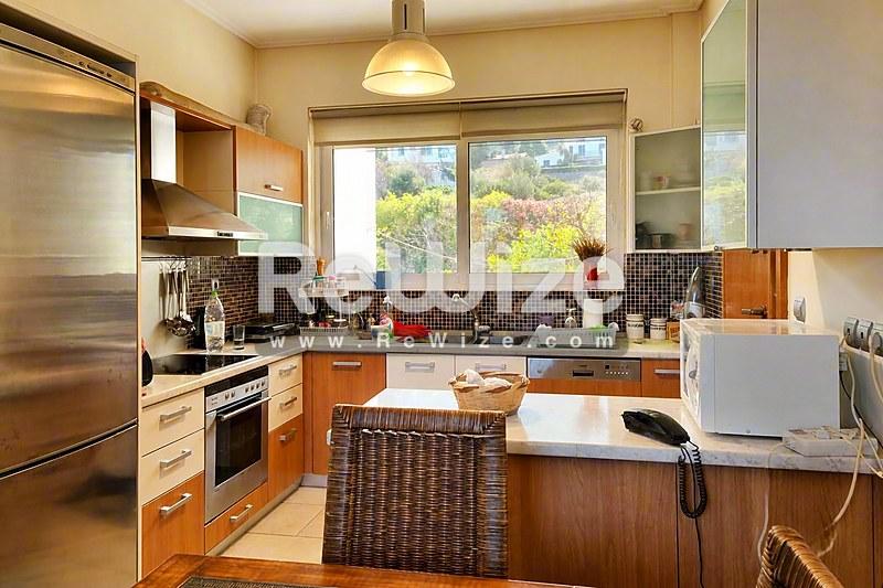 Detached house 230 m² in Chalkida, kitchen