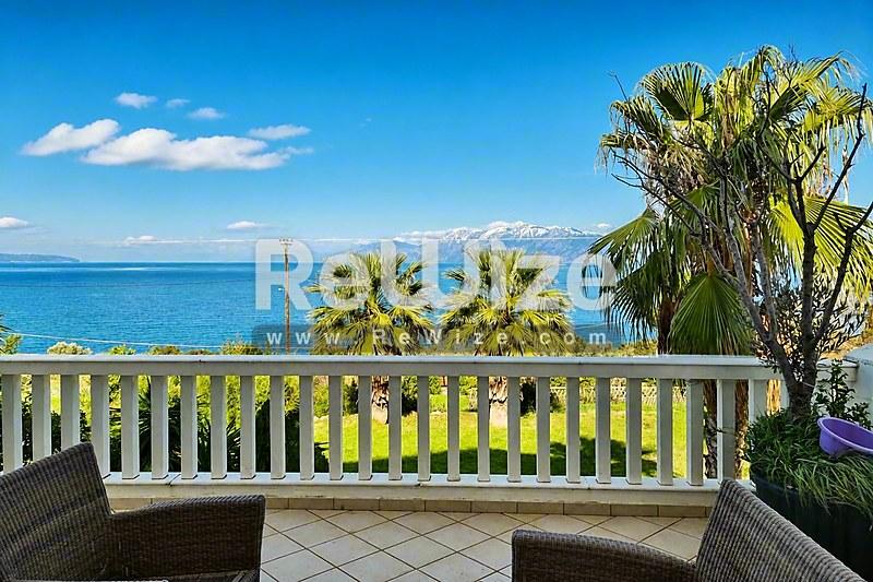 Detached house 230 m² in Chalkida, photo 3
