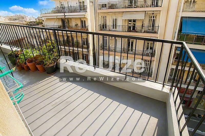 Studio 30 m² in Thessaloniki, balcony