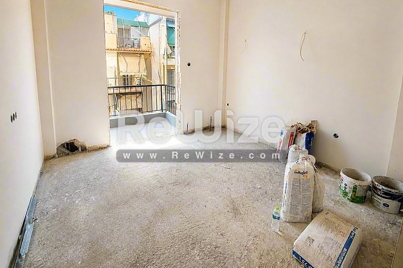 Studio 30 m² in Thessaloniki, living room