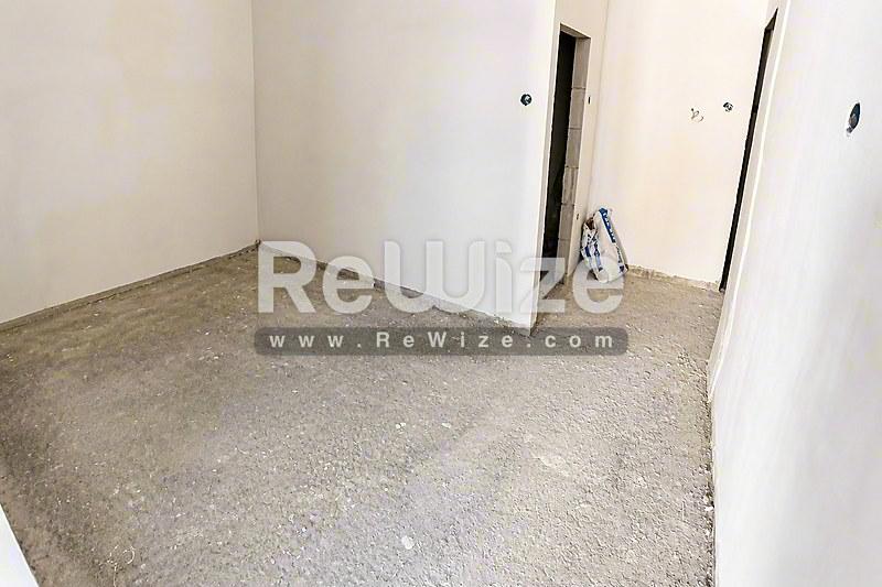 Studio 30 m² in Thessaloniki, storage room