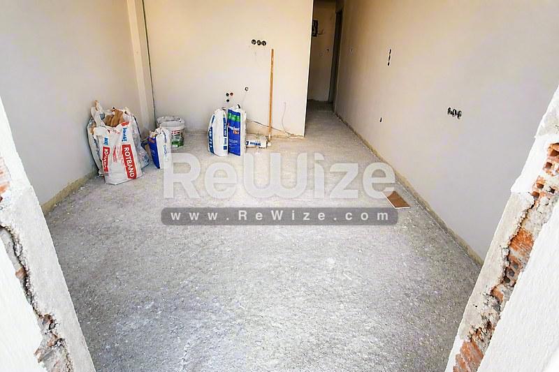 Studio 30 m² in Thessaloniki, storage room