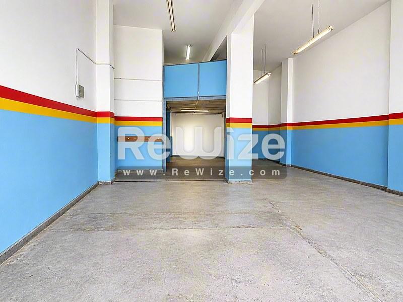 Store 100 m² in Thessaloniki, storage room