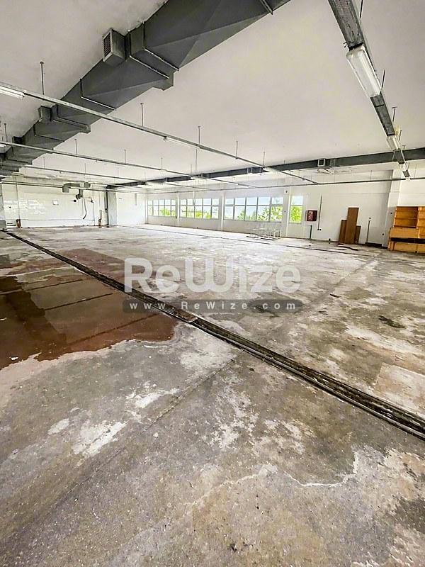 Βιομηχανικό Κτίριο 4500 τ.μ. στη Θέρμη, αποθήκη