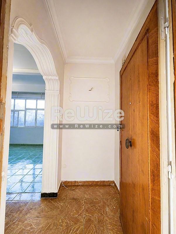 Apartment 72 m² in Nikaia-Agios Ioannis Rentis, hallway