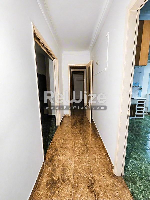 Apartment 72 m² in Nikaia-Agios Ioannis Rentis, hallway