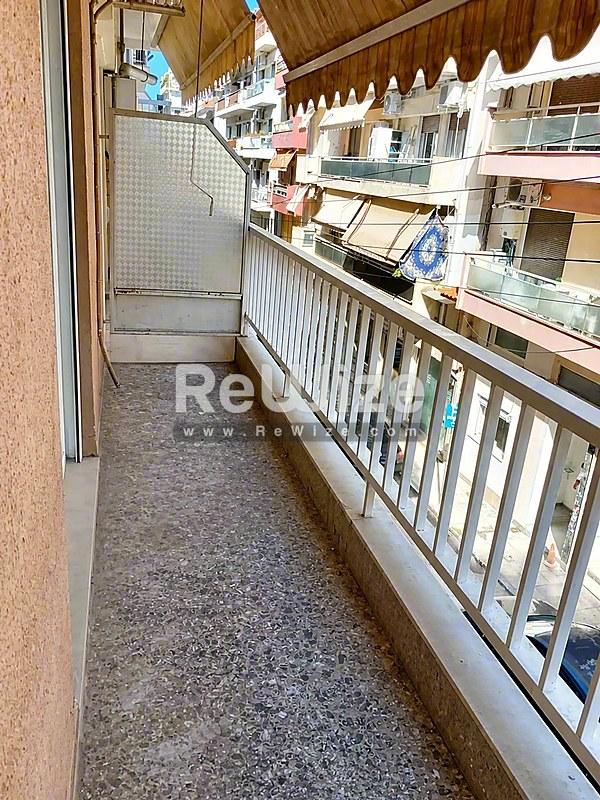 Apartment 70 m² in Thessaloniki, balcony