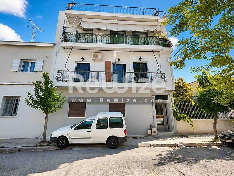 Apartment 53 m² in Korydallos, facade