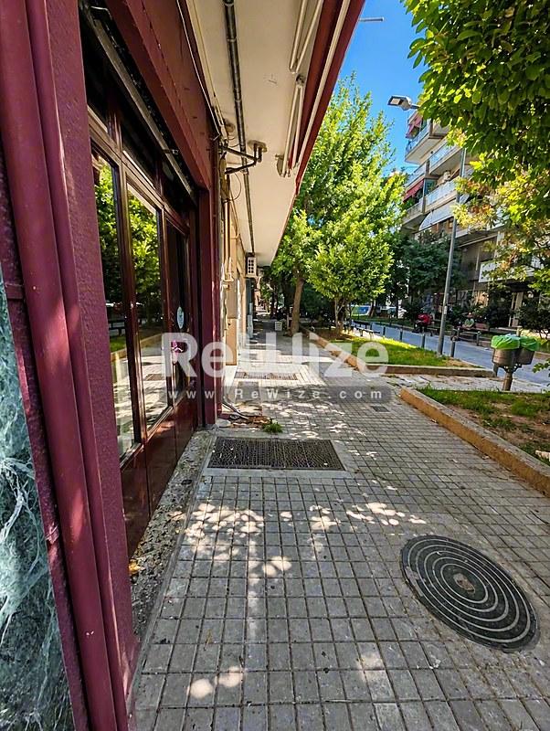 Κατάστημα 27 τ.μ. στη Θεσσαλονίκη, πρόσοψη