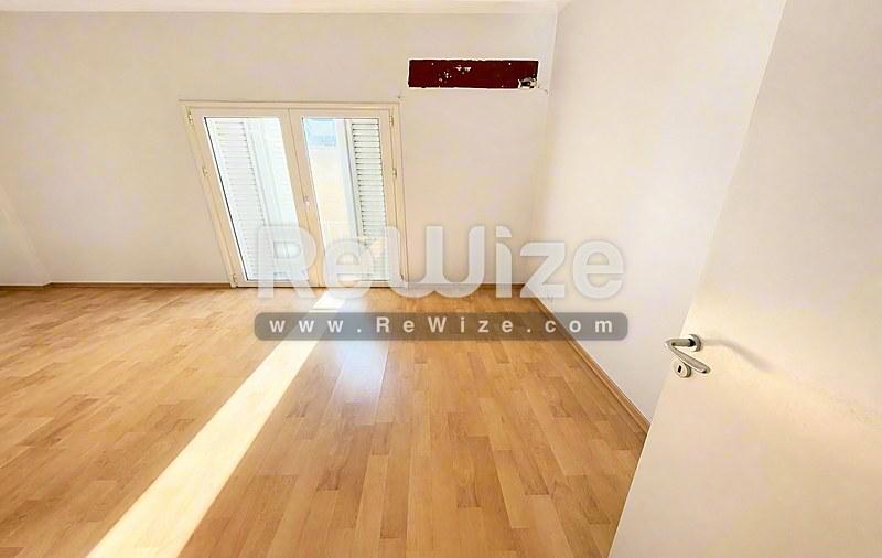 Apartment 53 m² in Athens, bedroom
