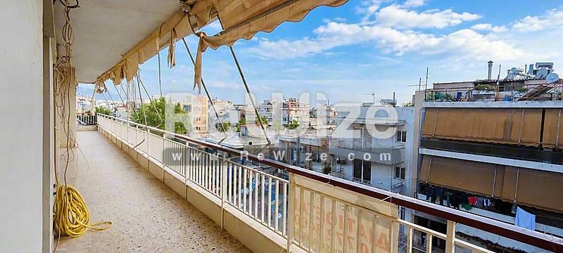 Apartment 84 m² in Peristeri, balcony