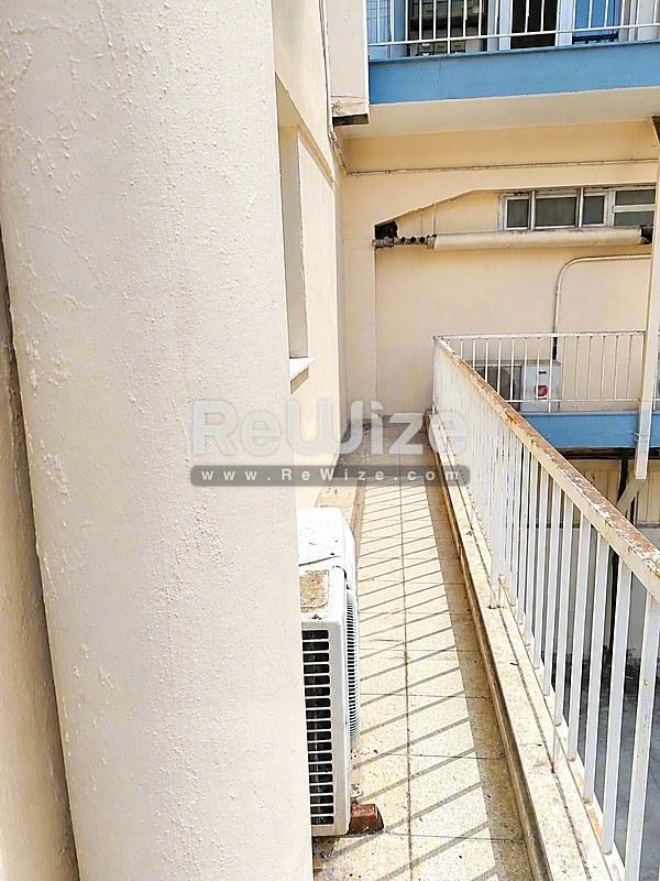 Building 321 m² in Thessaloniki, balcony