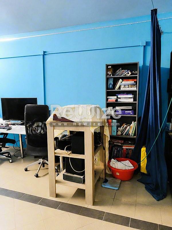 Building 321 m² in Thessaloniki, office
