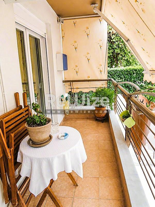 Apartment 127 m² in Kalamaria, balcony