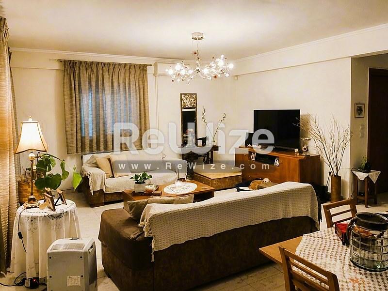 Apartment 127 m² in Kalamaria, living room