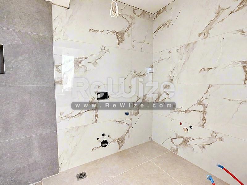 Maisonette 130 m² in Pylaia-Chortiatis, bathroom