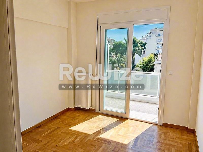 Apartment 40 m² in Thessaloniki, bedroom