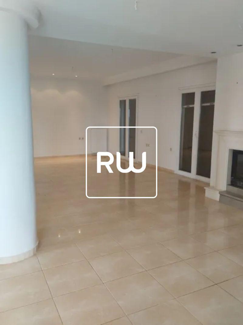 Photo 5,Living Room,SALE,Professional,Building,348sqm,€250,000,Notia Kerkyra