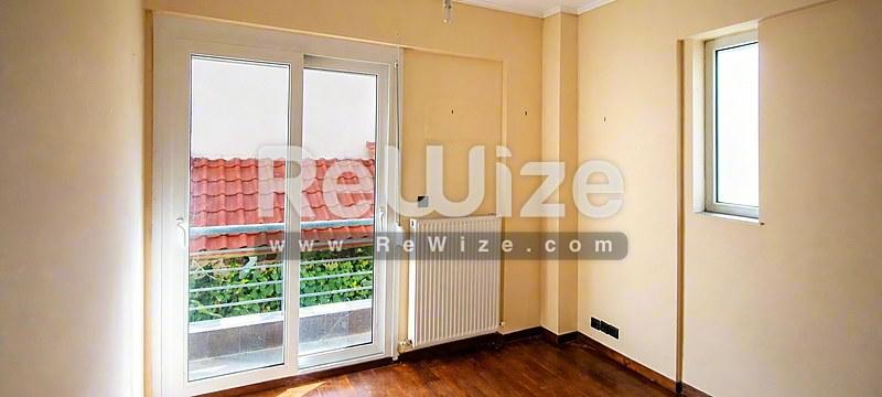 Maisonette 168 m² in Thermi, bedroom