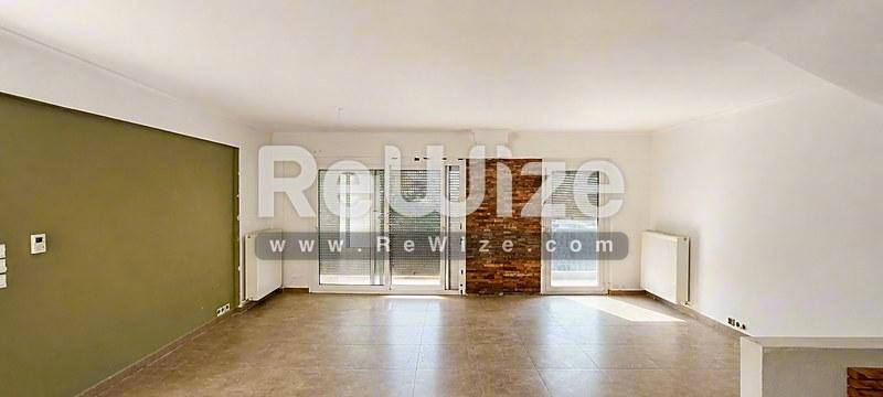 Maisonette 168 m² in Thermi, living room