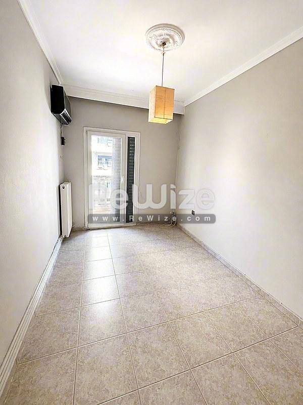 Apartment 80 m² in Kalamaria, living room