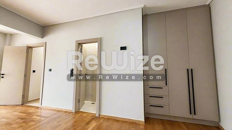 Apartment 105 m² in Athens, bedroom