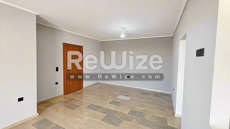 Apartment 105 m² in Athens, living room