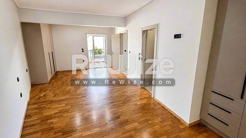 Apartment 105 m² in Athens, living room