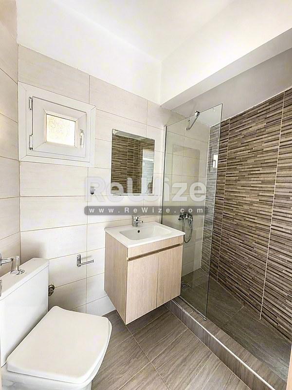Studio 35 m² in Thessaloniki, bathroom