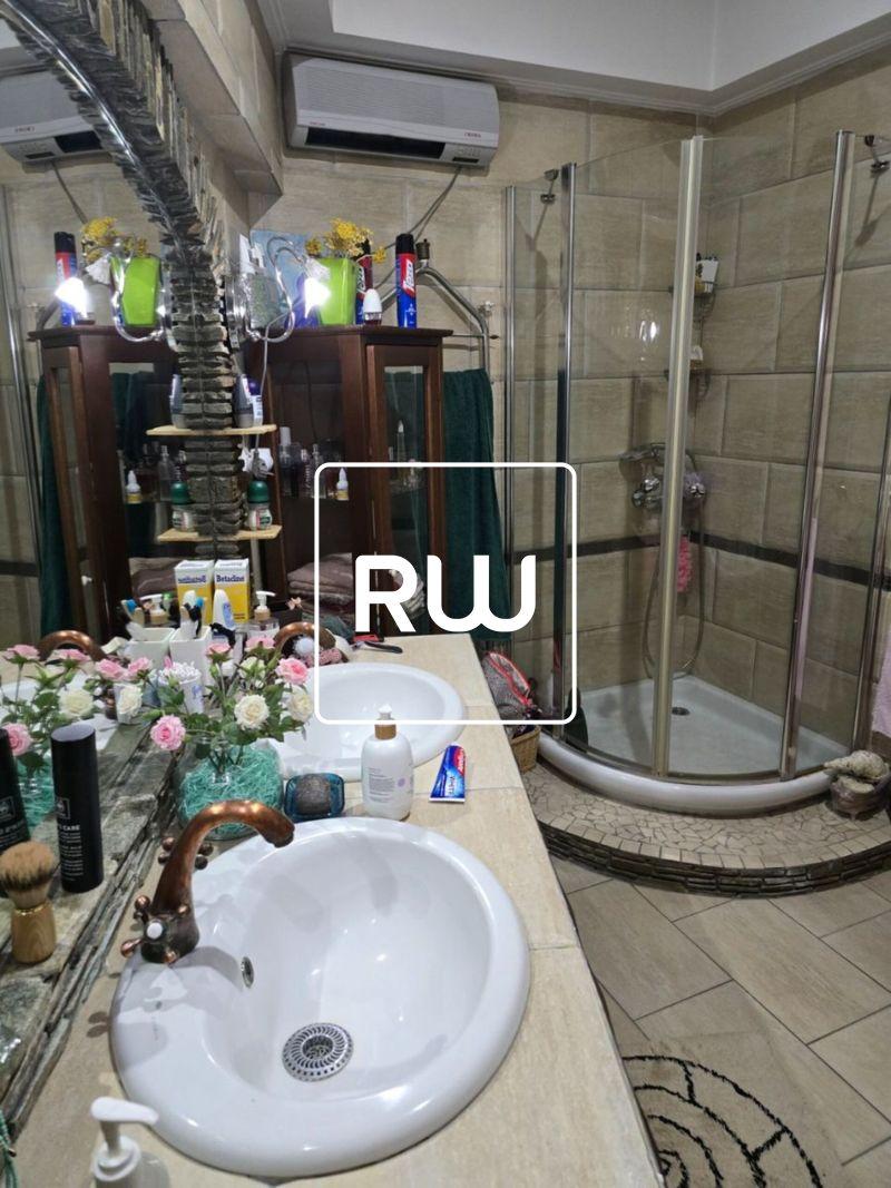 Photo 17,Bathroom,SALE,Residency,Detached house,360sqm,€420,000,Mesaio