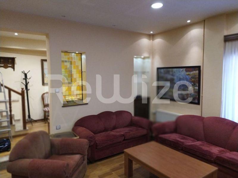 Detached house 285 m² in Pylaia-Chortiatis, photo 1