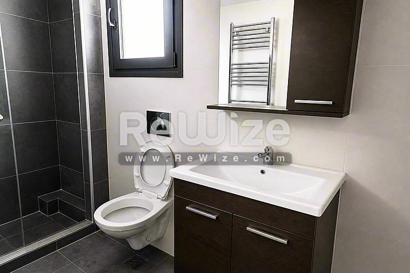 Maisonette 132 m² in Thessaloniki, bathroom