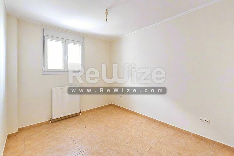 Apartment 90 m² in Thermi, bedroom