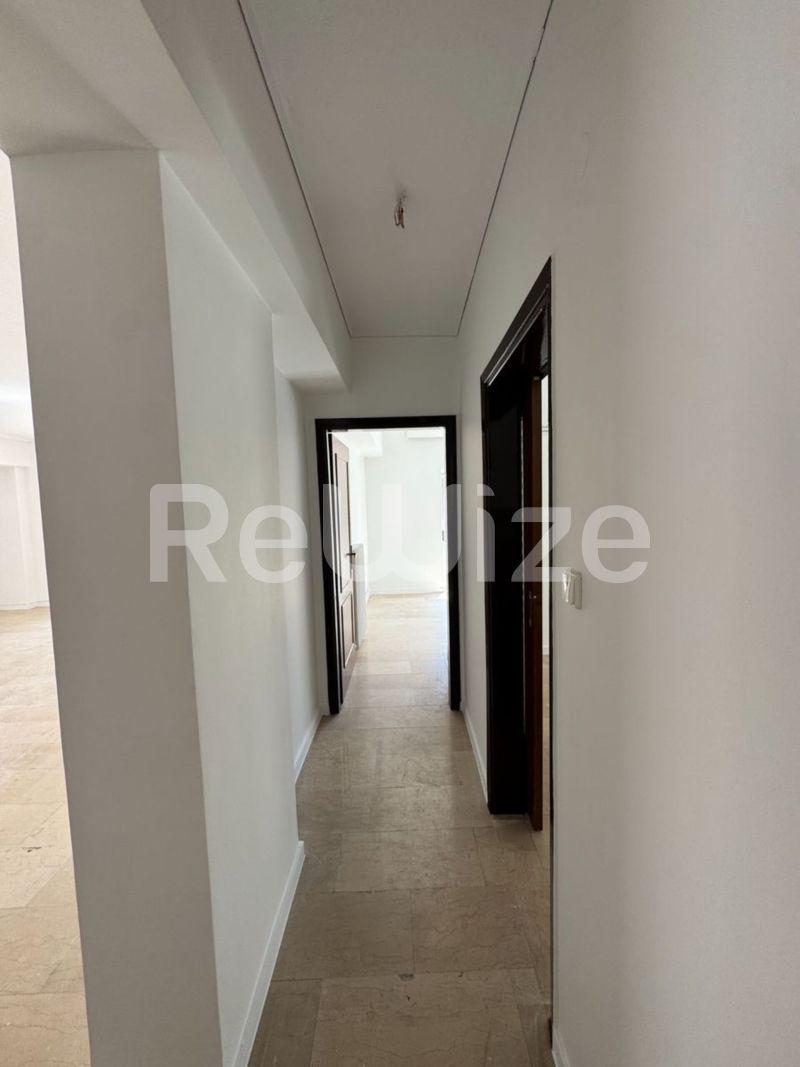 Photo 10,Corridor,SALE,Residency,Apartment,155sqm,€365,000,Karabournaki