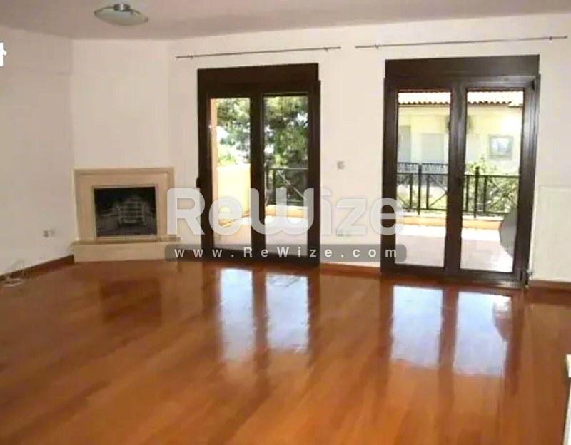 Maisonette 178 m² in Pylaia-Chortiatis, living room